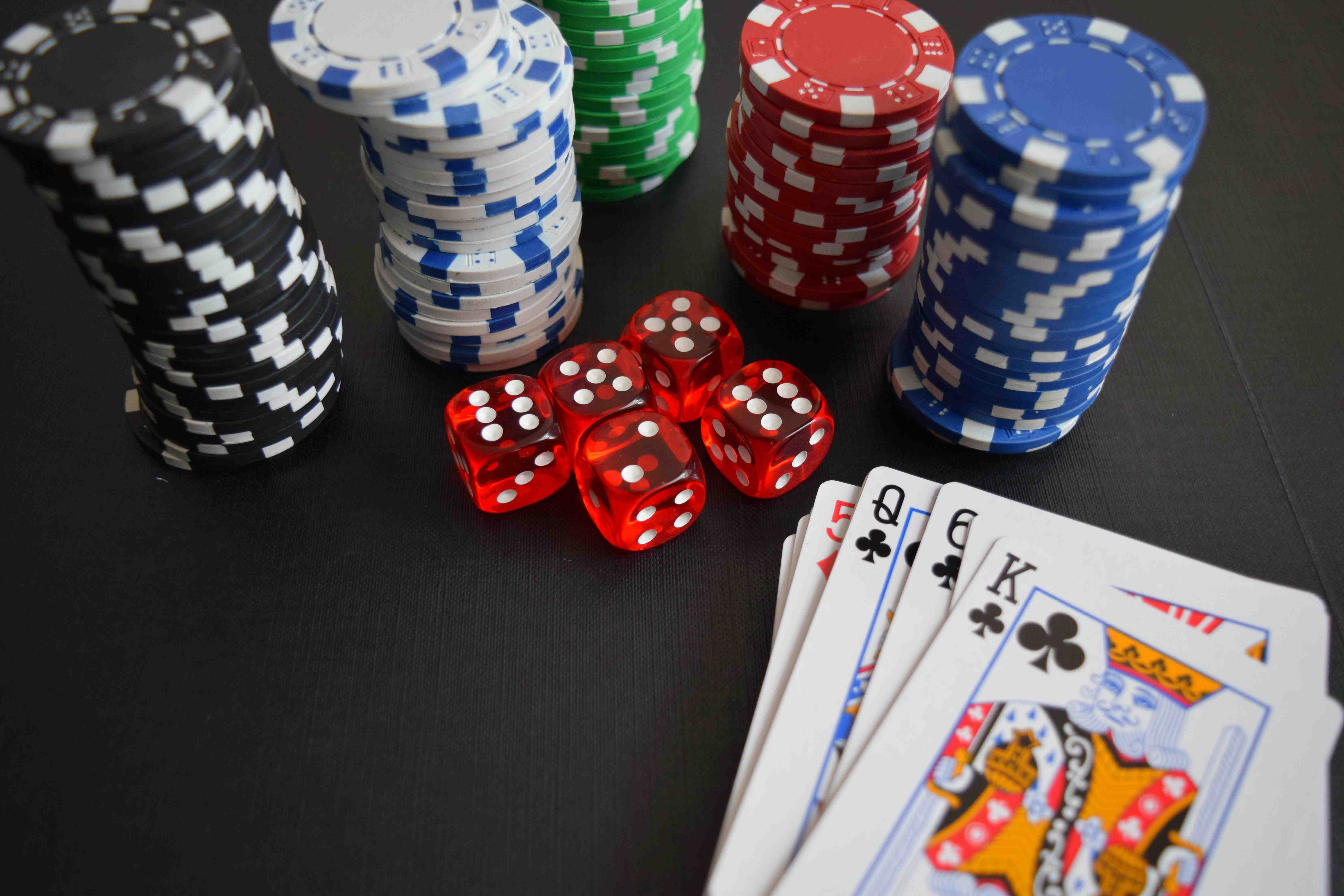 Aurora Game platform overview showing mobile sports betting and live casino interface for Filipino players